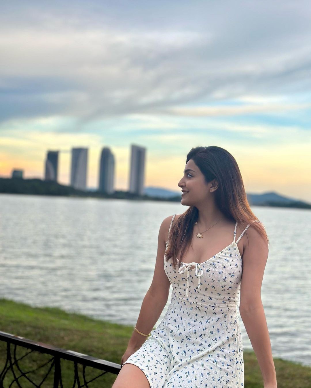 Luxuriate in Elegance: Luxury escorts in Premium 7-Star Hotels in Delhi – Choosing the Perfect Partner